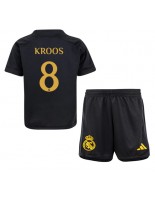 Real Madrid Toni Kroos #8 Kolmaspaita Lasten 2023-24 Lyhythihainen (+ shortsit)